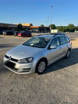 Volkswagen Golf 1.2 TSI BMT Trendline Variant Kombi Silber - Volkswagen Golf: Variant Trendline