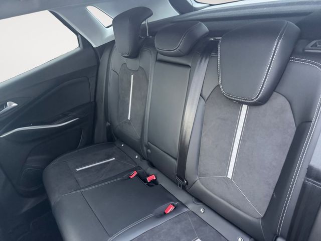 Grandland Plug-in-Hybrid 1.6 DI Automatik GSe