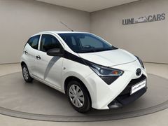 TOYOTA Aygo AYGO x / Facelift / Toyota Relax Garantie