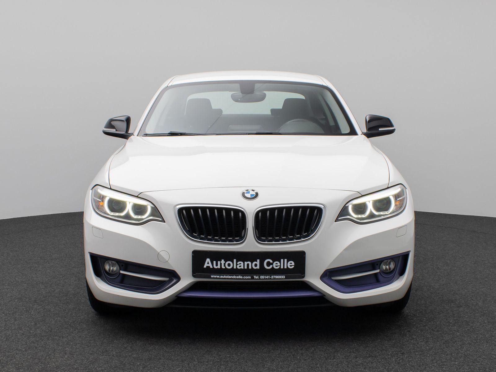 Fahrzeugabbildung BMW 220d Coupé Sport Line PDChinten HiFi Navi Xenon
