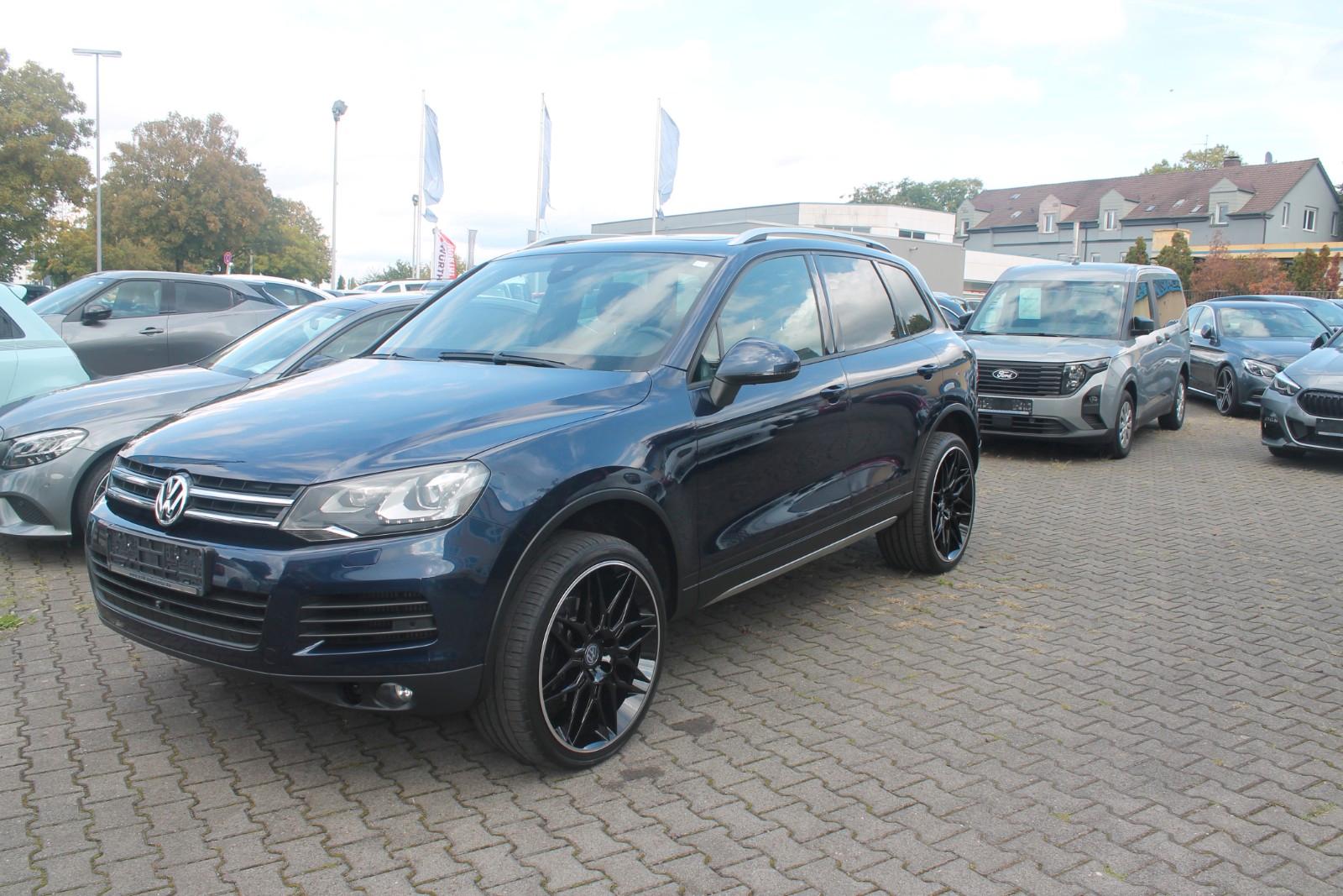 Volkswagen Touareg 3.0 V6 TDI Tiptronic*AHK*Standhzg*n22"LM
