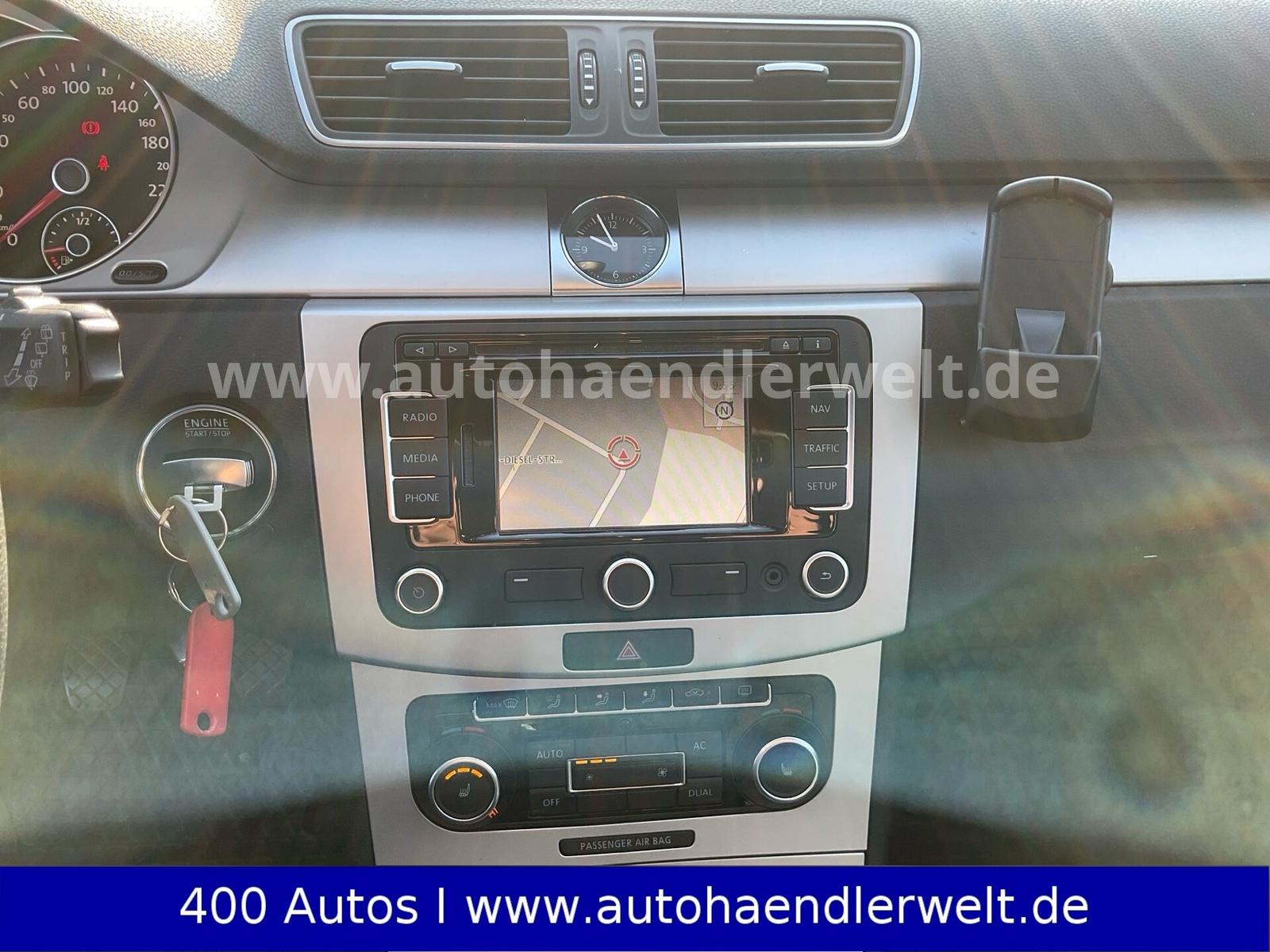 Volkswagen Passat 2011 — photo 14