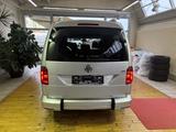 Volkswagen Caddy 2,0TDI 110kW BMT DSG Highline "Rollstuhl" - Volkswagen Caddy: Taxi