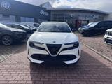Alfa Romeo Junior Sport Speciale e-DCT6 - Alfa Romeo: Sport