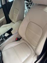 Jaguar XE D180 SE AWD SE - Jaguar XE: Se