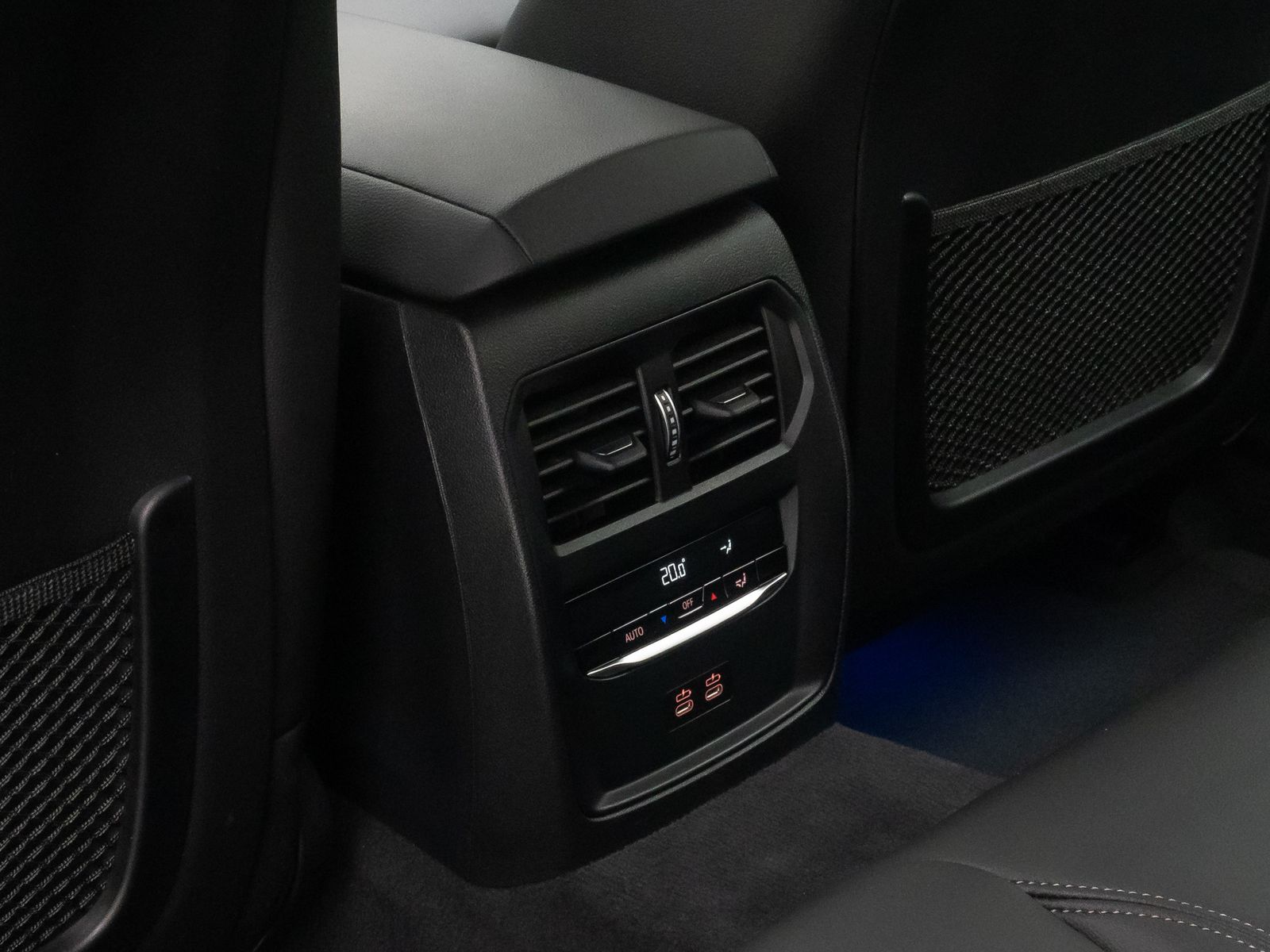 Fahrzeugabbildung BMW 420 Gran Coup&eacute; xDriv HiFi Kamera DAB Laser Sport