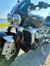 Triumph Rocket 3R  - NAKED BIKE MEHR ALS 1500 CCM