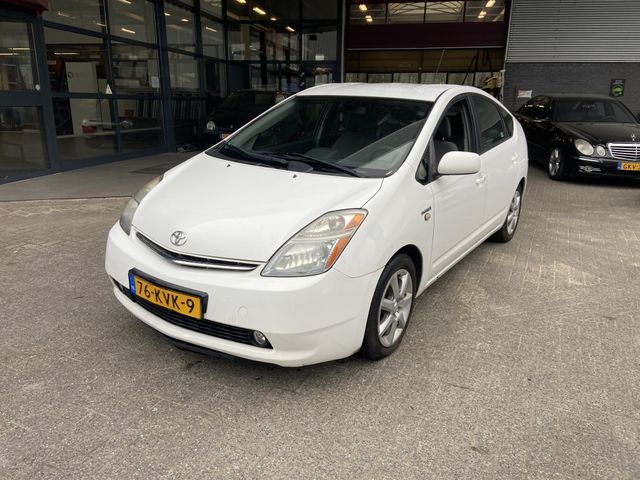 Toyota Prius 1.5 VVT-i Comfort