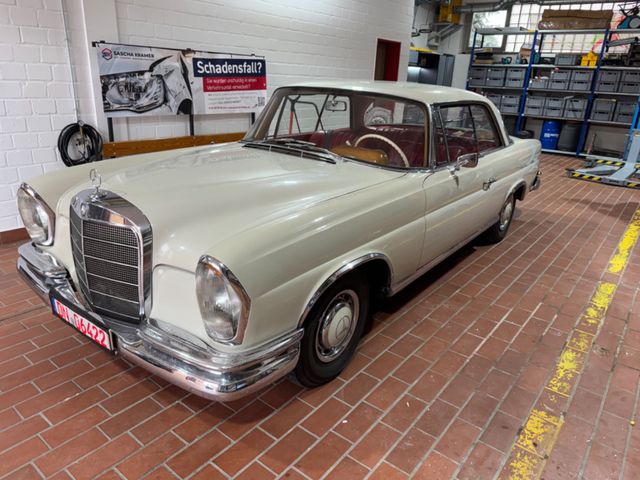 Mercedes-Benz 220 SE Coupè abolut TOP, Deutsches Fahrzeug,