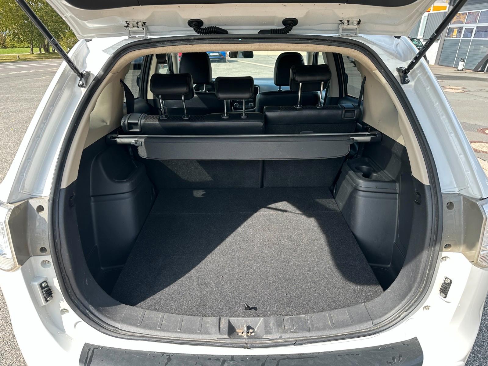 MITSUBISHI OUTLANDER - DIAMANT EDITION - 4WD - 150 CV - BVM