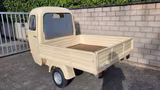 Piaggio APE Faro Basso - Piaggio APE mit Benzin-Antrieb