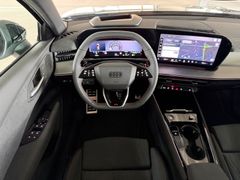 AUDI Q3 TFSI quattro  2x S-Line/Pano/Head Up/Sonos