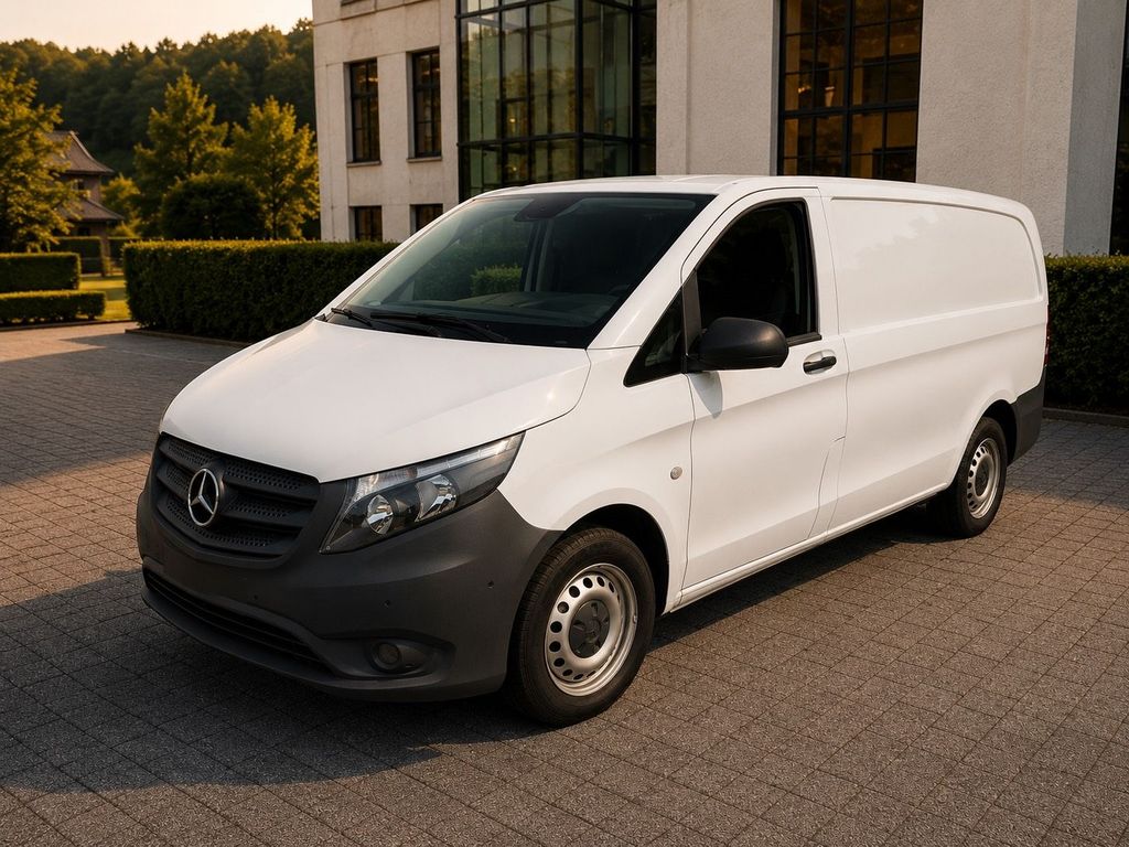 Image of Mercedes-Benz Vito