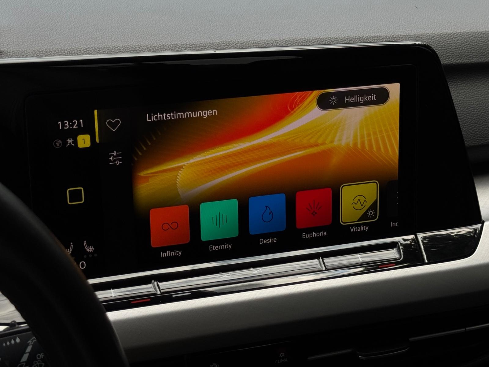 Volkswagen Golf 8 Lim. Life eTSI 1.5*AUTOMATIK*GARANTIE*ACC, миниатюра 21