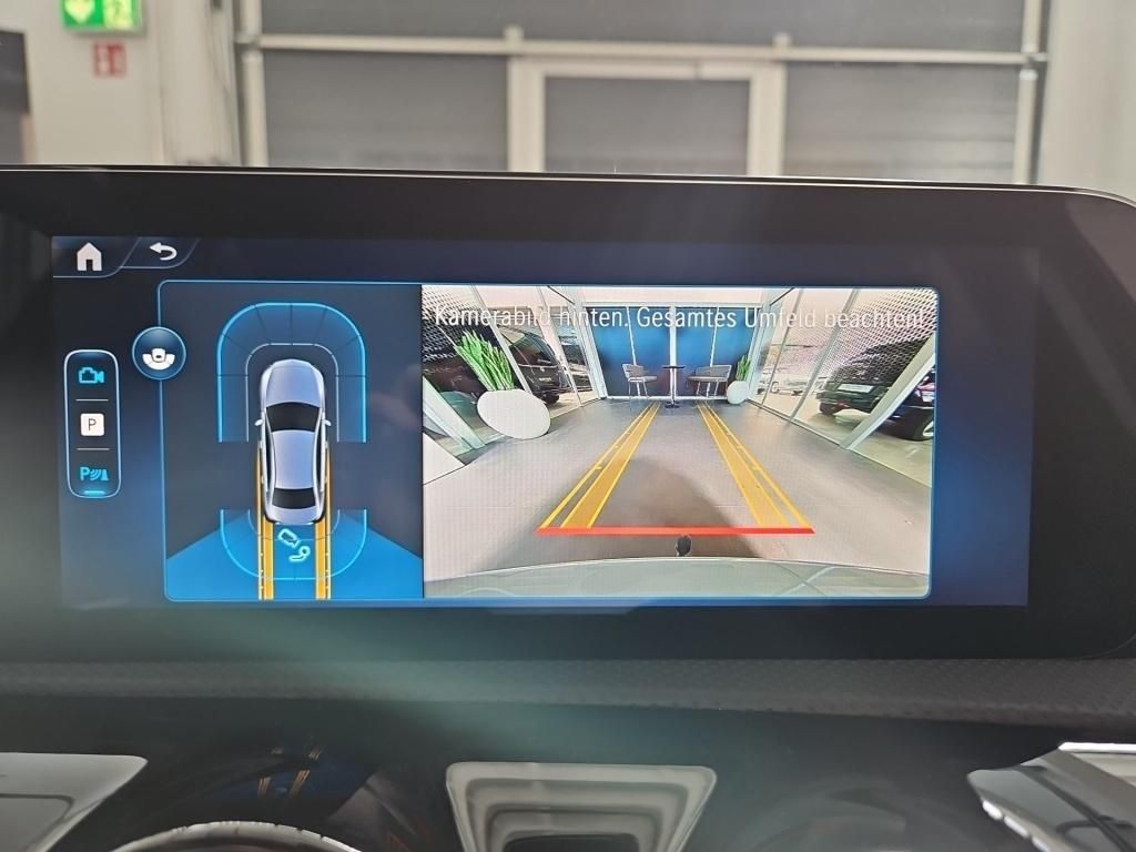 Fahrzeugabbildung Mercedes-Benz A 200 Limousine +AMG+NIGHT+KEYLESS+Standheizung+