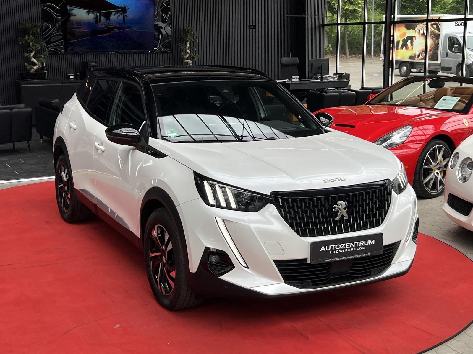 Peugeot 2008 GT FOCAL / LED / ACC / NAVI / Keyless /