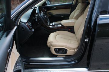 Audi A8 - 8