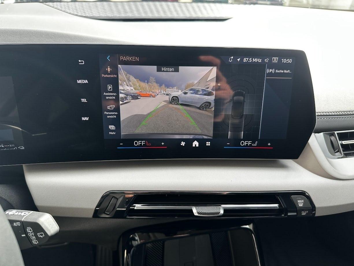 BMW 225e xDrive Active Tourer || AHK Kamera DrivAssi