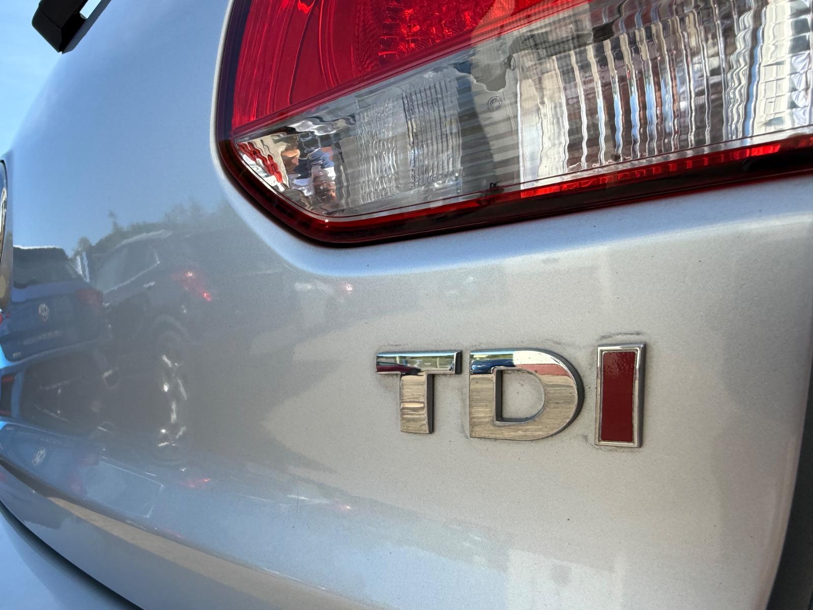Volkswagen Golf VI 1,6 TDI 77kW 105PS Trendline/NAVI/PDC