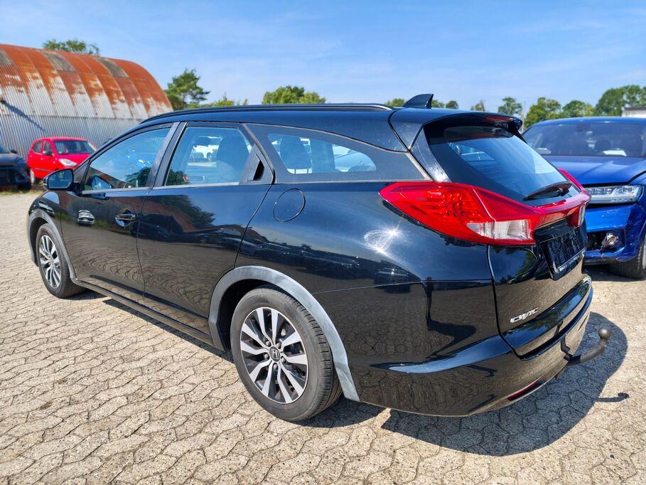 Honda Civic 2014 — engine 1.597 cm³, 120 HP (88kW)