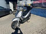 Piaggio Beverly 125 Tourer - PIAGGIO 125