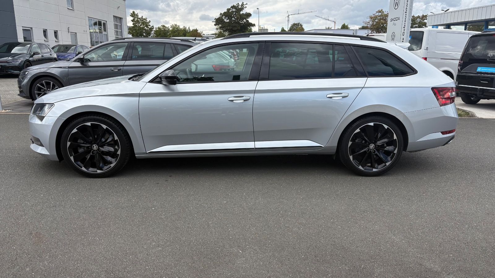 Skoda Superb Combi Sportl. 2.0 TSI 4x4 AHK,DCC,CANTON foto 2