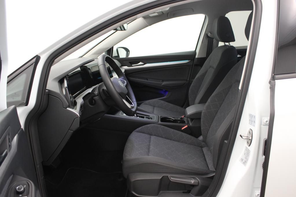 Volkswagen Golf Life 1.5 TSI RFK*PDC*Tempo*Klima*NAV*SH