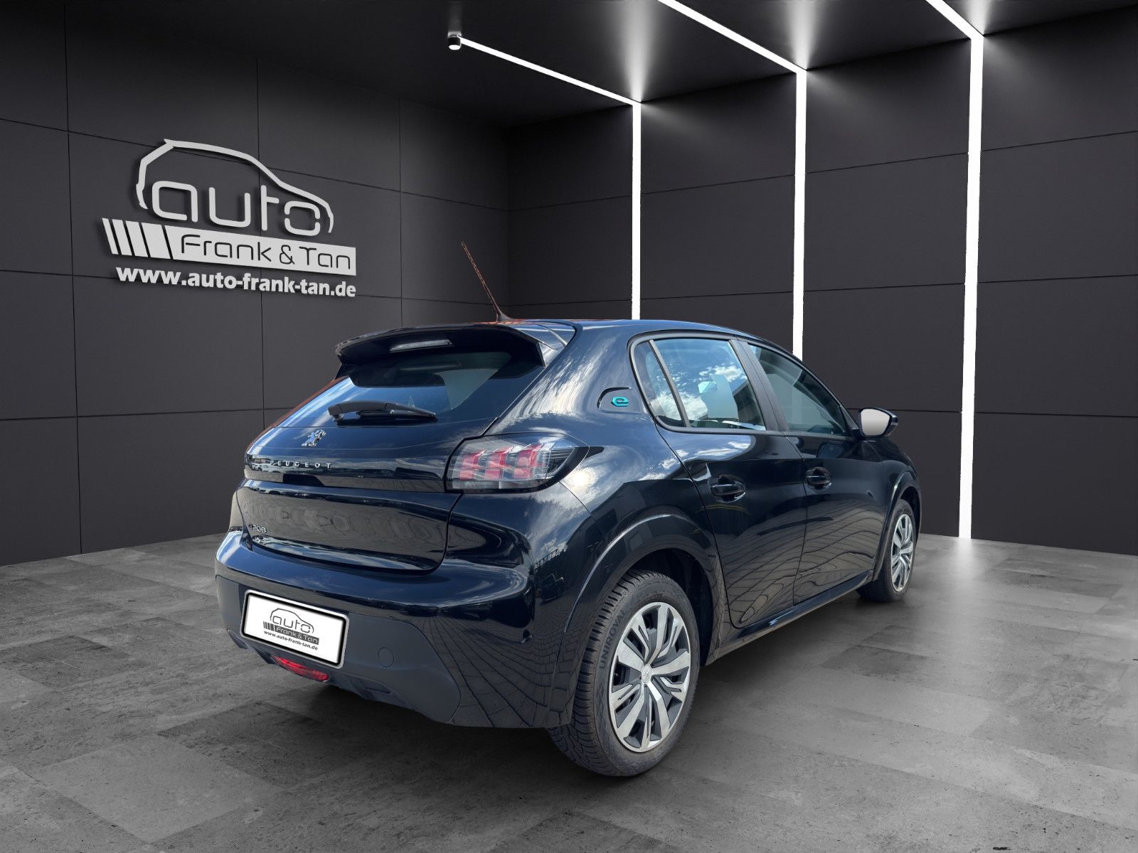 Fahrzeugabbildung Peugeot 208 e- Active/1.Hand/Dab/Shz/Klimaautomatik