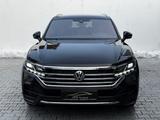 Volkswagen Touareg 3.0TDI DSG R-Line 4Motion Matrix/ACC/AHK - gebrauchte VW Touareg aus dem Jahr 2019