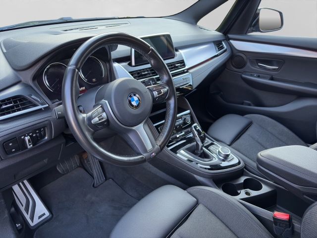 Fahrzeugabbildung BMW 218i Gran Tourer M Sport+LED+Navi+Kamera+AHK