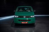 Volkswagen T5 Caravelle - mit Diesel-Antrieb: Grün, Van