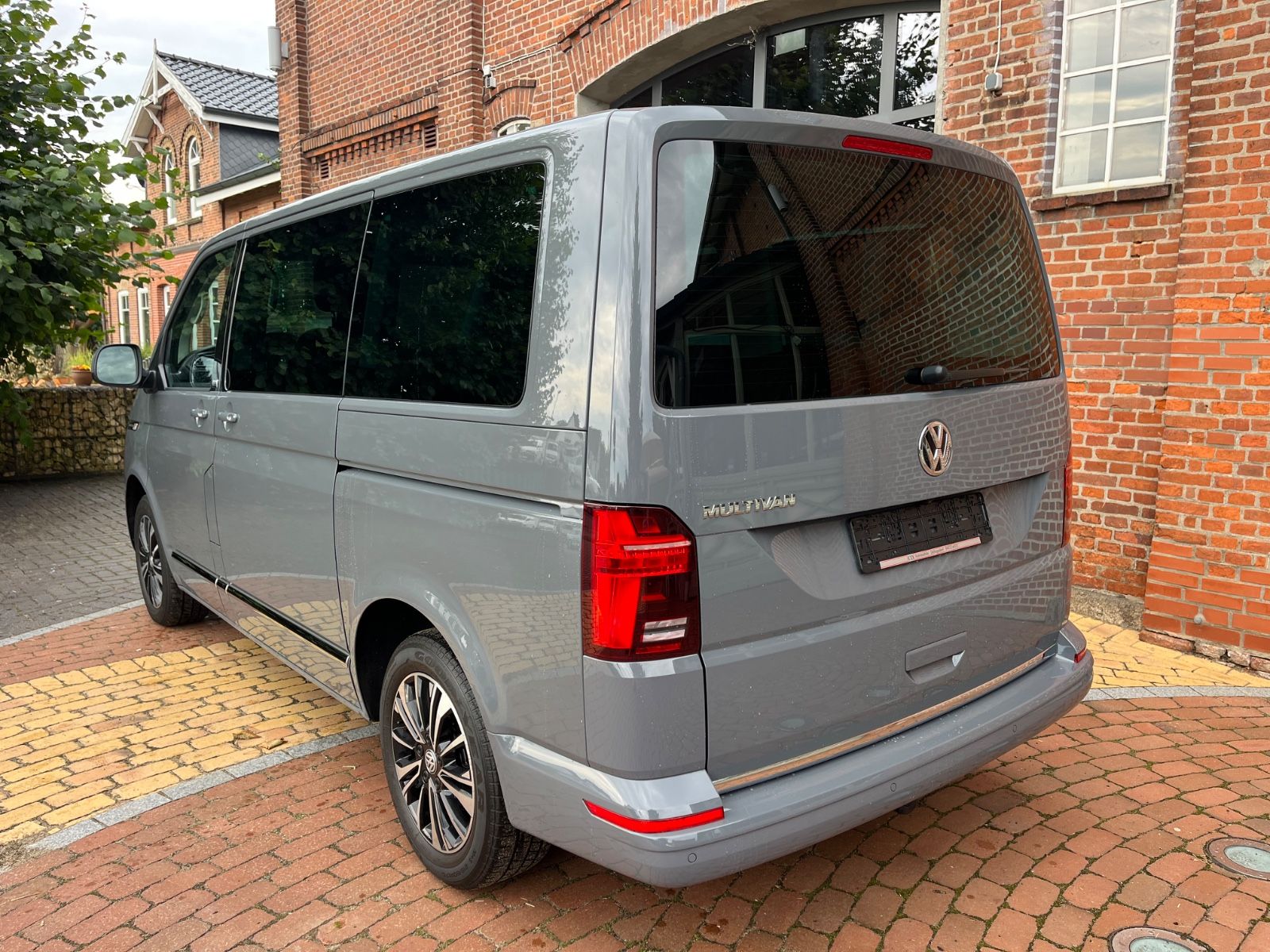 VW T6 Multivan 2021 - Image 3 of 11