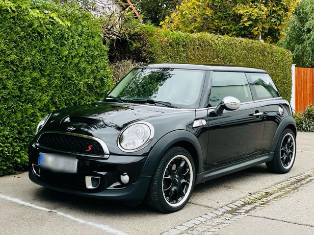 MINI Mini Cooper S R56 (LCI) N18