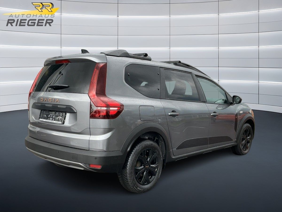 Fahrzeugabbildung Dacia Jogger Extreme+ TCe 100 (7-Sitzer)