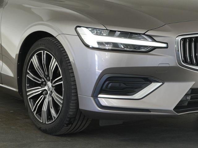 V60 KOMBI INSCRIPTION D AT+AHK+NAVI+LED-SCHEINWE