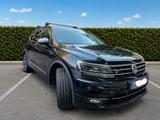 Volkswagen VW Tiguan Allspace Highline R-Line | 190 PS | 4M - VW Tiguan Allspace Gebrauchtwagen in Stuttgart