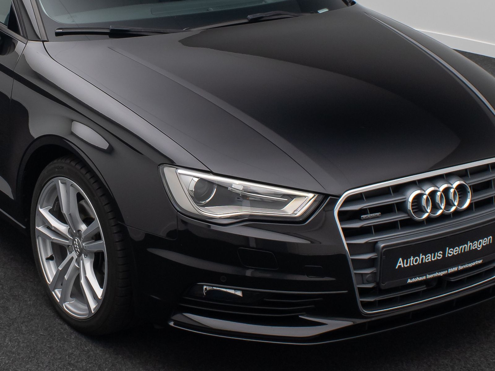 Fahrzeugabbildung Audi A3 Ambition Xenon DAB Navi Panorama Lordos Sound