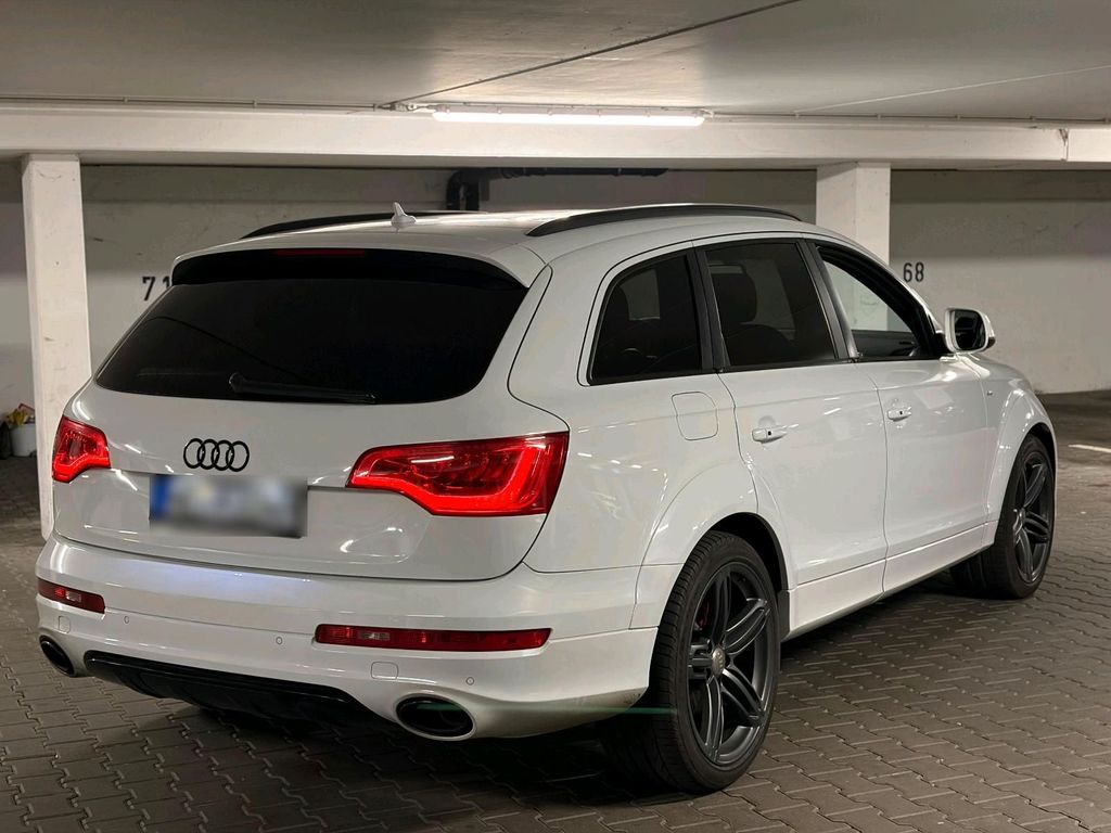 Image of Audi Q7