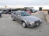 Alfa Romeo ALFA ROMEO 75 1.8i turbo America - Alfa Romeo 75 aus 1990