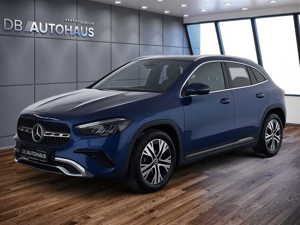 Mercedes-Benz GLA 180 Prgressive Line Advanced DCT Standhz