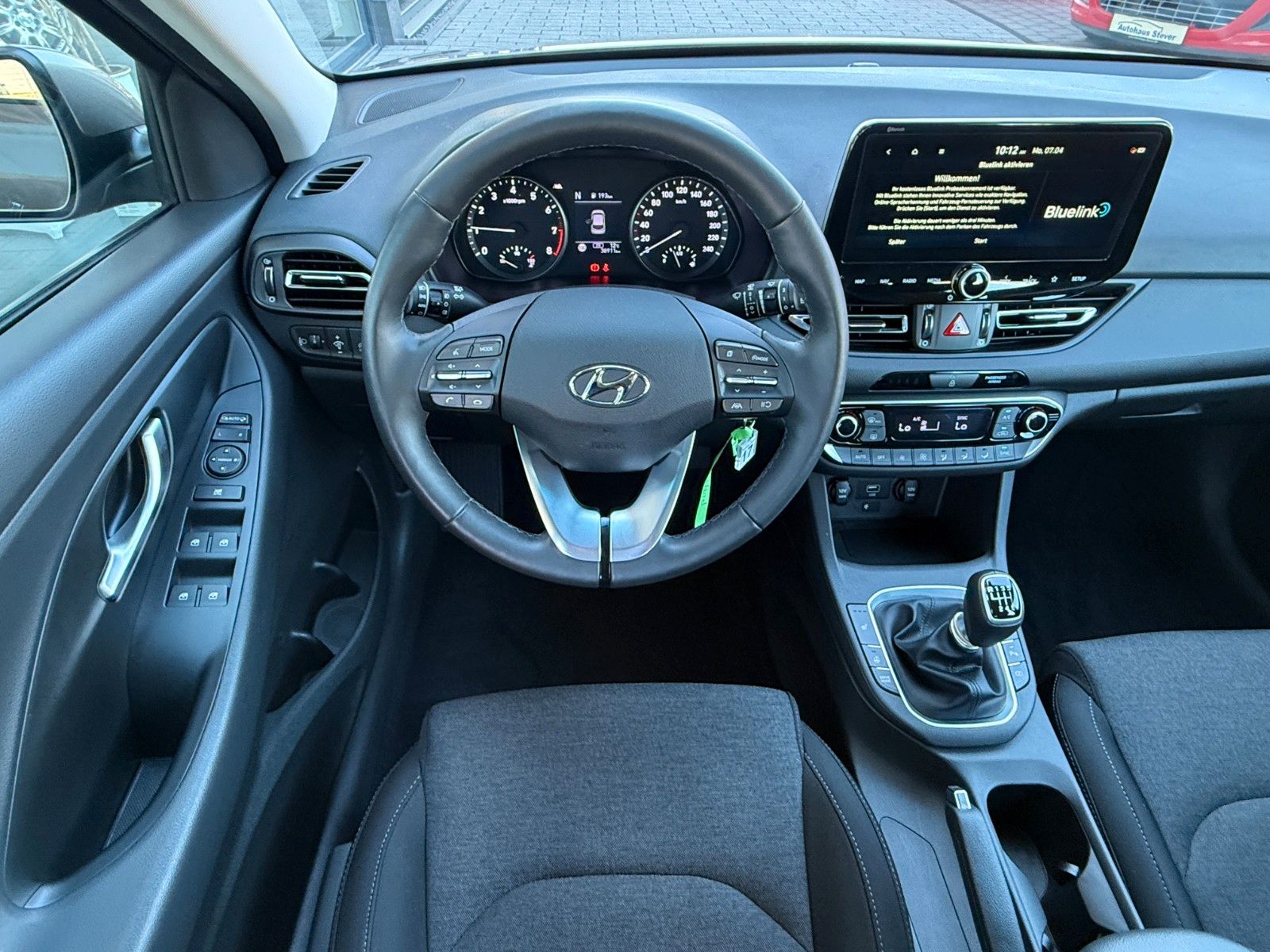 Fahrzeugabbildung Hyundai i30 Trend Mild-Hybrid,Navi,Sitzh.Kamera v+h