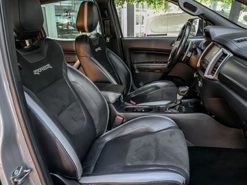 Ford Ranger Raptor Doppelkabine 4x4 Leder Navi Kamera