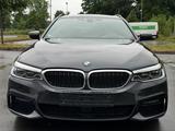 BMW 530d xDrive M Sport*PANO*NAVI*CARPLAY*LED*KAMERA - BMW 530 in Essen