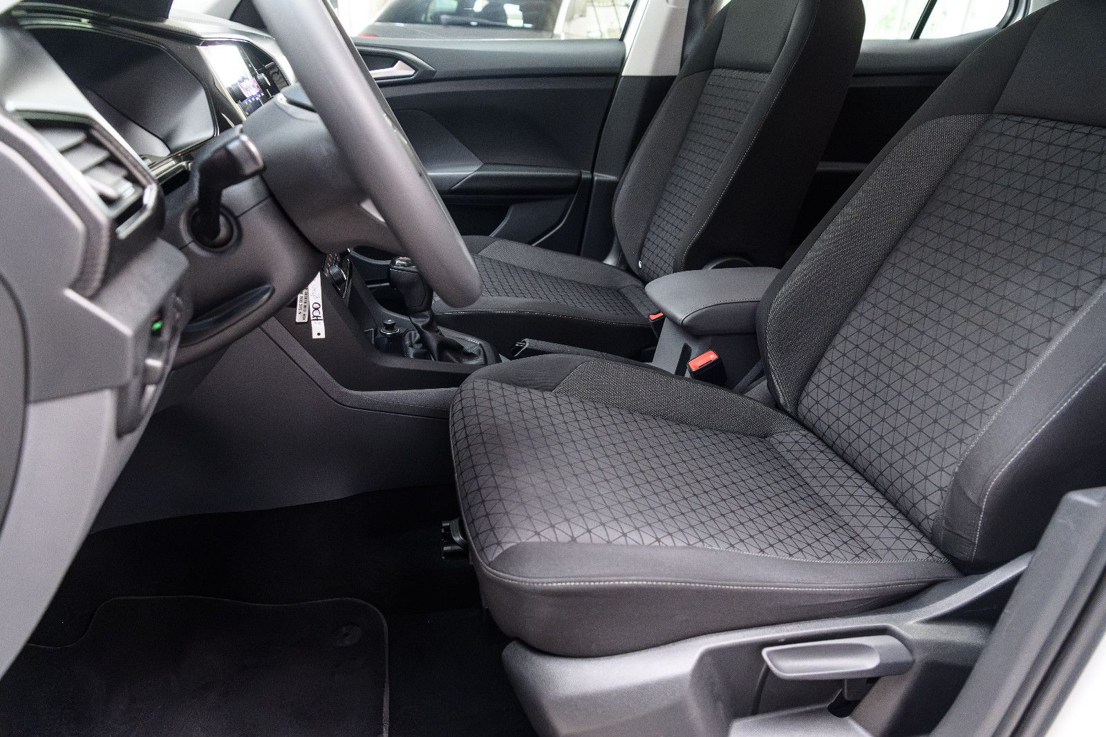 Fahrzeugabbildung Volkswagen T-Cross 1,0 DSG Life+ ACC+Kamera+Bluetooth