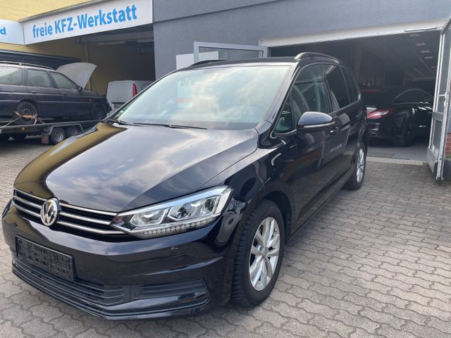 Volkswagen Touran Comfortl. BMT/AHK/APP/2xPDC/Navi/Garantie