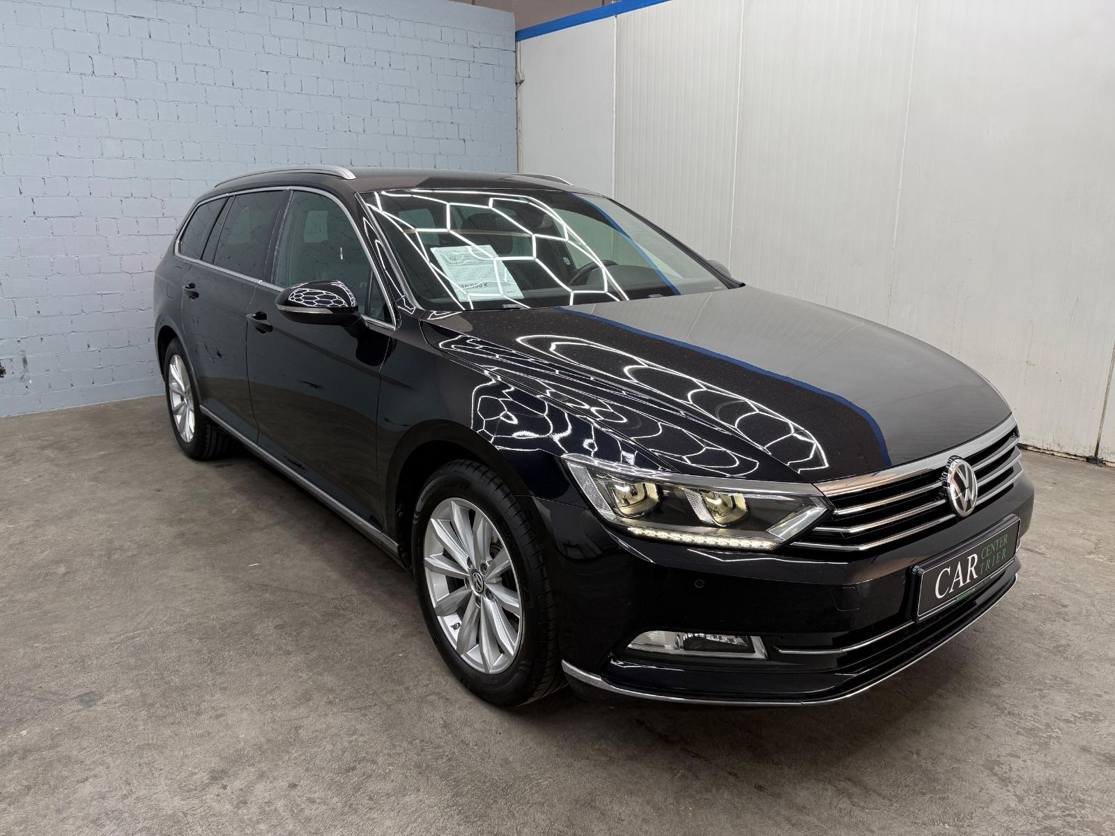VW Passat Variant Bild 1