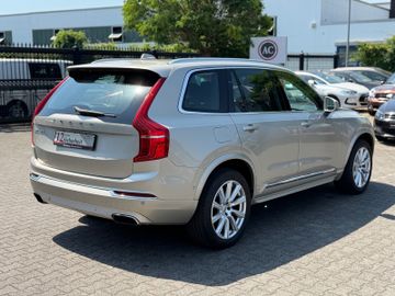 Volvo XC90 - 6