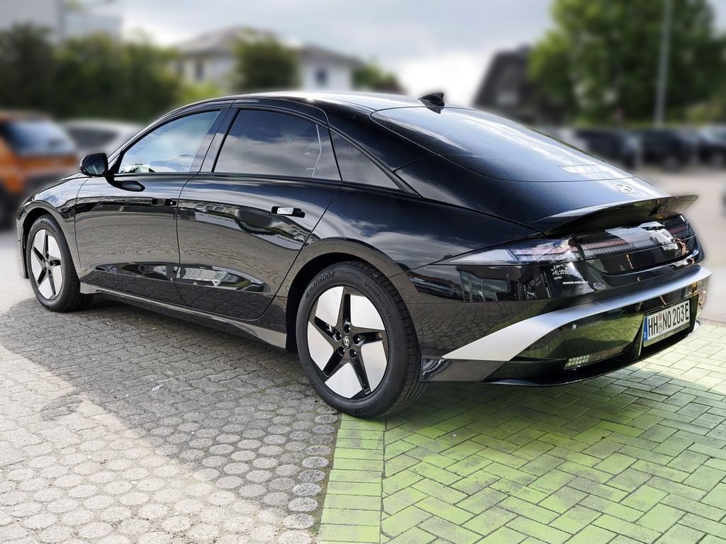 Fahrzeugabbildung Hyundai IONIQ 6 EV FL CENTRIQ 2xKlima 4xSHZ ACC AUT Kam.