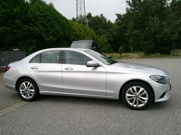 Mercedes-Benz Limousine C 180 d