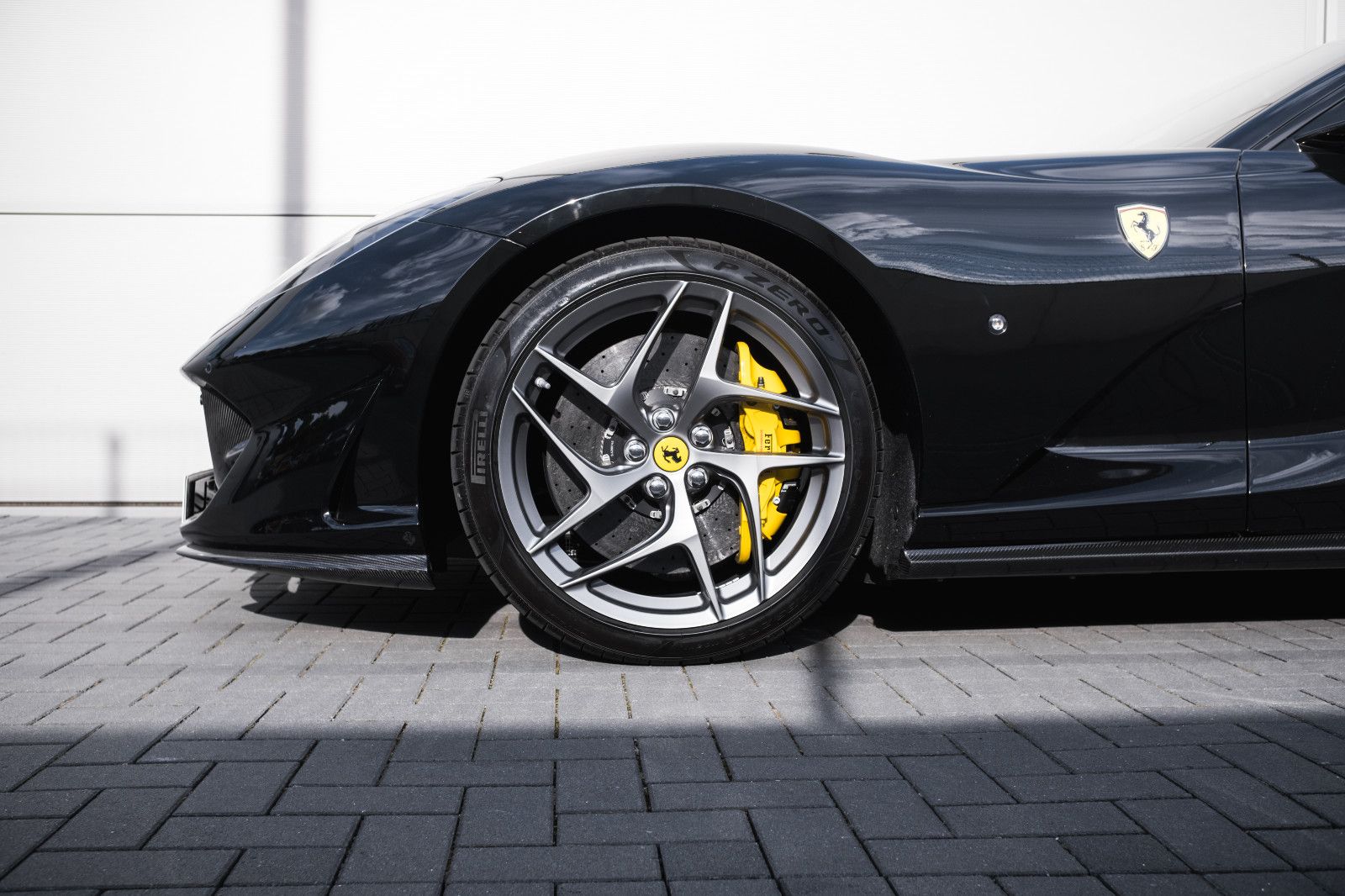Fahrzeugabbildung Ferrari 812 Superfast-Garantie-Lift-ohne OPF-Kofferset